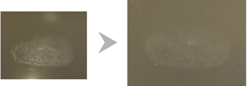 手垢も付きづらくなり簡単に拭き取れます